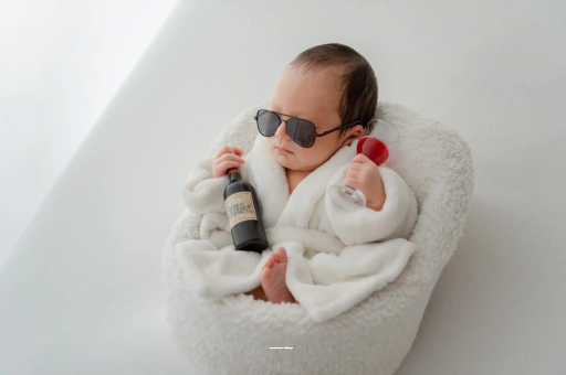 驻马店孕妇肚脐眼突出来